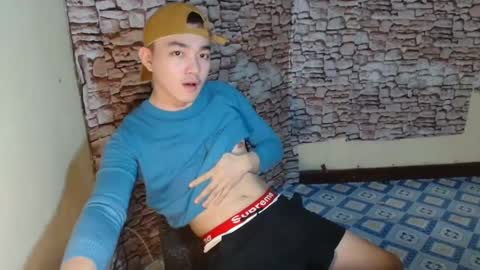 cute_enzo24 online show from February 19, 7:06 am