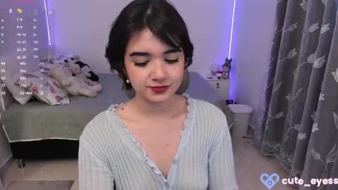 Cute online show from November 28, 10:39 pm