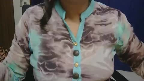 Snapshot of cute_kashmira99 chatting on September 27, 10:57 am kashmira online show from September 27, 10:57 am