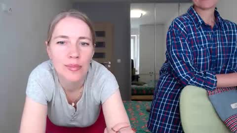 cute_lion_ online show from May 26, 3:29 pm