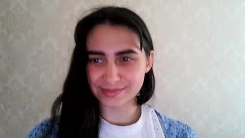 Snapshot of cute_strawberry_ chatting on October 8, 8:20 am cute_strawberry_ online show from October 8, 8:20 am