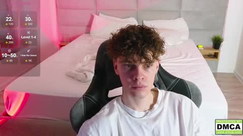 Thomas -  online show from February 4, 6:06 pm