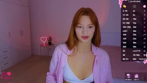 Snapshot of cuteariel7 chatting on September 25, 4:58 pm Ariel online show from September 25, 4:58 pm