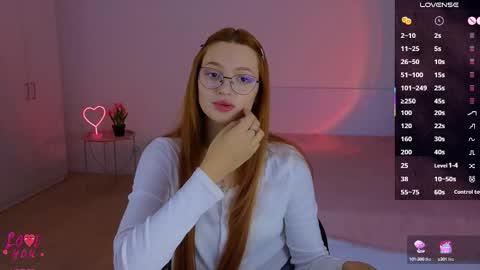 Snapshot of cuteariel7 chatting on October 7, 4:25 pm Ariel online show from October 7, 4:25 pm