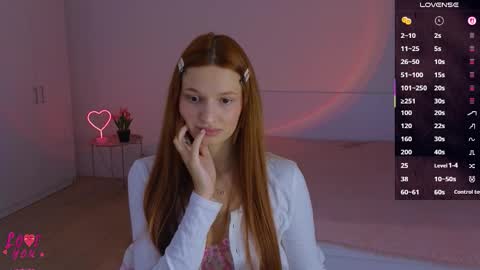 Snapshot of cuteariel7 chatting on October 2, 6:39 pm Ariel online show from October 2, 6:39 pm