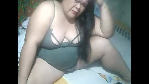 cutechubbyasian online show from October 18, 1:37 pm