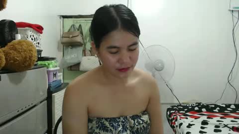cutecindy2000 online show from December 14, 11:38 am