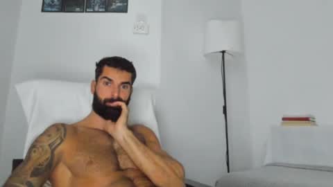 cuteeboy online show from October 5, 7:28 am