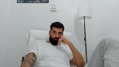 cuteeboy online show from October 16, 2:28 pm