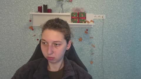 Elli online show from December 19, 6:53 am