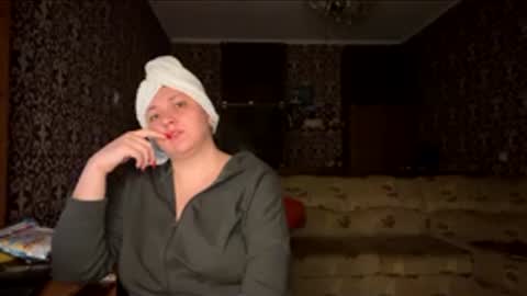 cuteformula online show from January 11, 9:21 pm