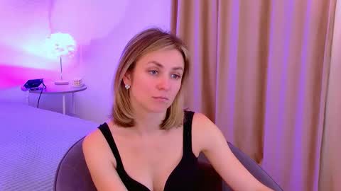 cutemirage online show from November 27, 3:20 pm