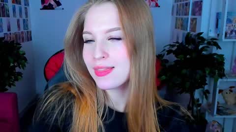 Snapshot of cutemousee chatting on December 21, 6:19 am Rina online show from December 21, 6:19 am