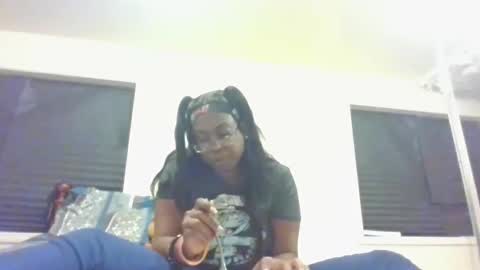 mary mack online show from October 13, 6:26 am