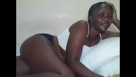 Snapshot of cutetinah chatting on October 14, 7:39 pm TAMARA online show from October 14, 7:39 pm
