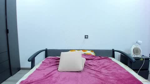 cutettbqwzuyt online show from February 28, 4:55 pm