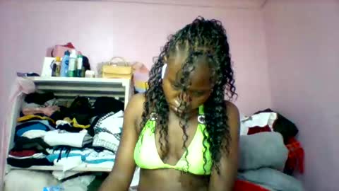 cutezola online show from September 9, 6:46 am