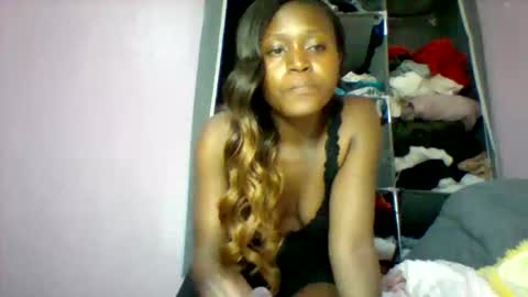 cutezola online show from October 21, 5:16 pm