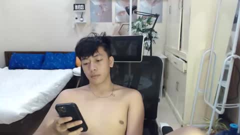 Neil Taylor online show from December 1, 2:20 am