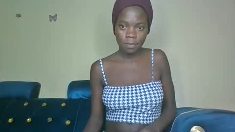 cutieplush online show from March 30, 4:29 pm