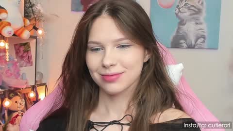 Snapshot of cutierori chatting on January 16, 2:09 am Rori Instagram cutierori online show from January 16, 2:09 am