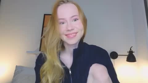 Snapshot of cuute_angell chatting on September 25, 5:42 pm Virginia See you on Sunday online show from September 25, 5:42 pm