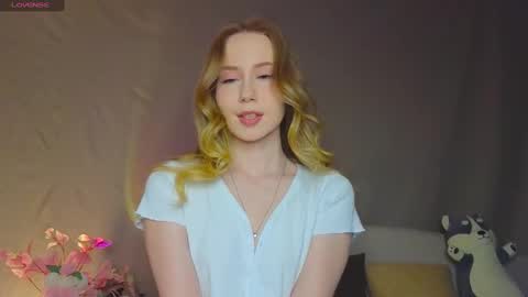 Snapshot of cuute_angell chatting on March 2, 4:53 pm Virginia See you on Sunday online show from March 2, 4:53 pm
