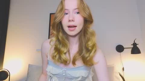 Snapshot of cuute_angell chatting on September 14, 5:36 pm Virginia See you on Sunday online show from September 14, 5:36 pm