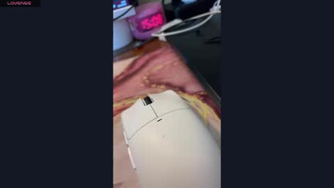 cyber_shawty online show from April 20, 12:08 pm