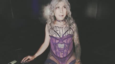 Nikki online show from March 25, 2:29 am