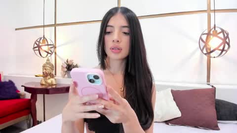 Cynthia1fox online show from June 1, 7:48 pm