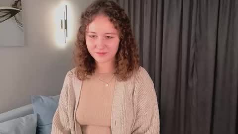 Snapshot of cynthia_myers chatting on October 23, 2:18 pm Lola online show from October 23, 2:18 pm