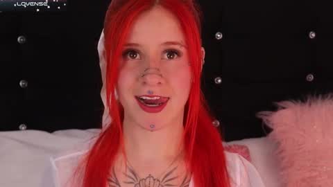 Snapshot of daarlene chatting on February 10, 9:04 pm Darlene online show from February 10, 9:04 pm