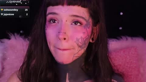 Snapshot of daarlene chatting on February 5, 9:29 pm Darlene online show from February 5, 9:29 pm