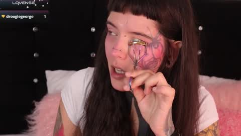 Snapshot of daarlene chatting on January 28, 10:12 am Darlene online show from January 28, 10:12 am