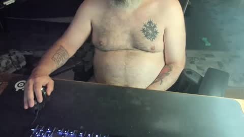 Snapshot of dadbodfatrod chatting on September 18, 4:44 pm Daddy online show from September 18, 4:44 pm