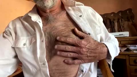 daddy_cowboy2 online show from April 2, 6:59 pm