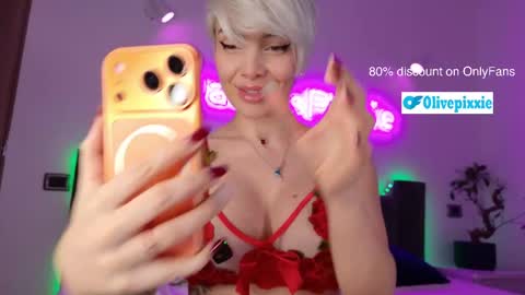 daddyspixxie online show from April 15, 5:27 pm