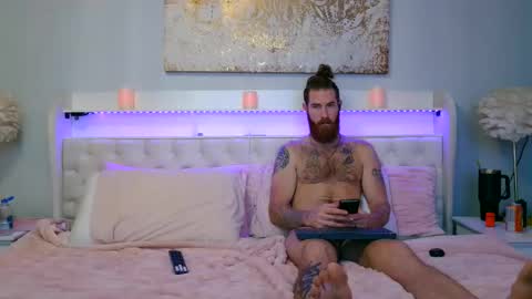 Snapshot of daddyunlocked chatting on October 7, 6:15 pm daddyunlocked online show from October 7, 6:15 pm
