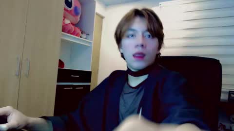 dae_lune online show from April 3, 4:19 am