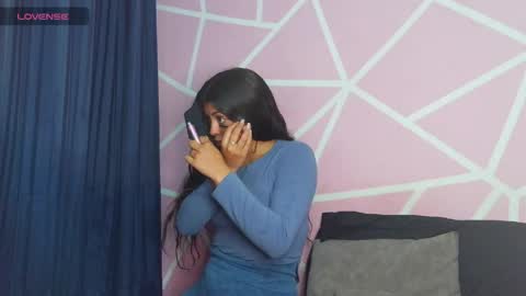 dafna and kris online show from March 27, 12:49 am