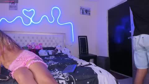 dafnezahiraa  online show from March 30, 2:55 am