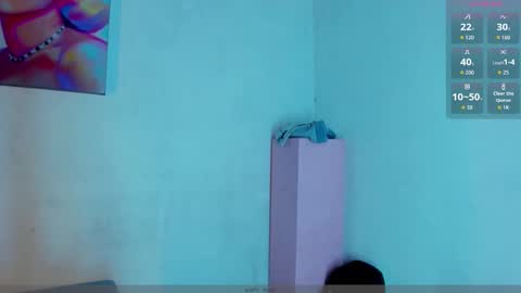 dafnne_old online show from December 17, 12:45 pm