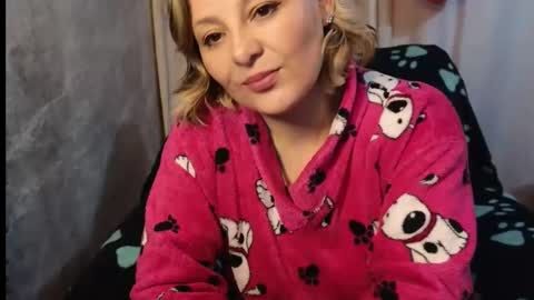 Snapshot of dagny_jo chatting on February 23, 3:24 am Lulu online show from February 23, 3:24 am