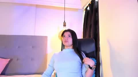 Dahlia Cielo online show from March 26, 1:05 pm