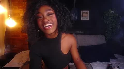 DAHYAN online show from April 8, 2:09 pm