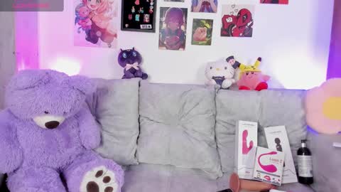 Daiana  online show from February 17, 3:00 pm