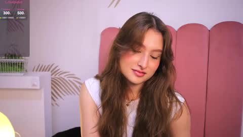 Lauren            online show from March 11, 12:39 pm