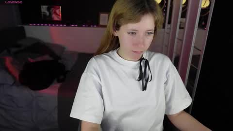 Snapshot of daisy__wane chatting on September 26, 5:48 am Daisy online show from September 26, 5:48 am