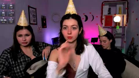 daisy online show from February 21, 9:18 pm